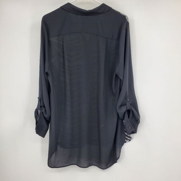 Susan Graver Women's Black and Grey Tiger Print Button Down 3/4 Sleeve Shirt 12 - Picture 2 of 9